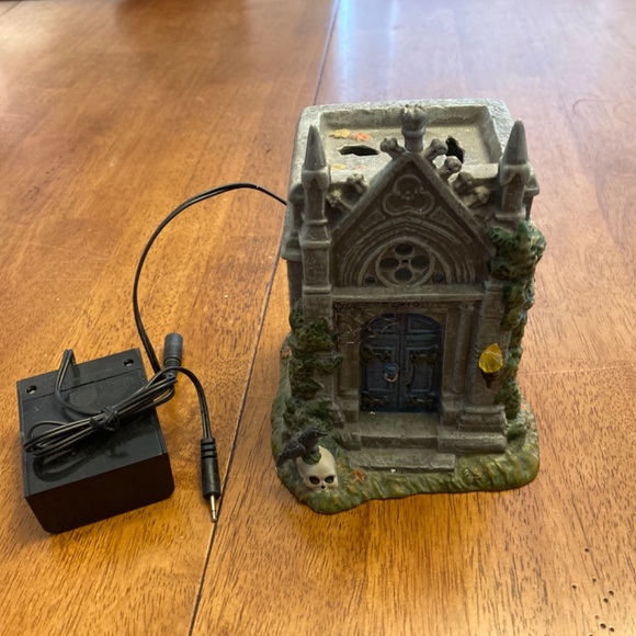 Department 56 Rest In Peace 2016 - Picture 2 of 2